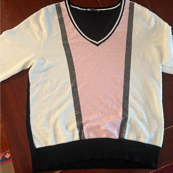 Sequin V neck sweater. Pink, white sequin front. Solid black back. - Picture 2 of 4